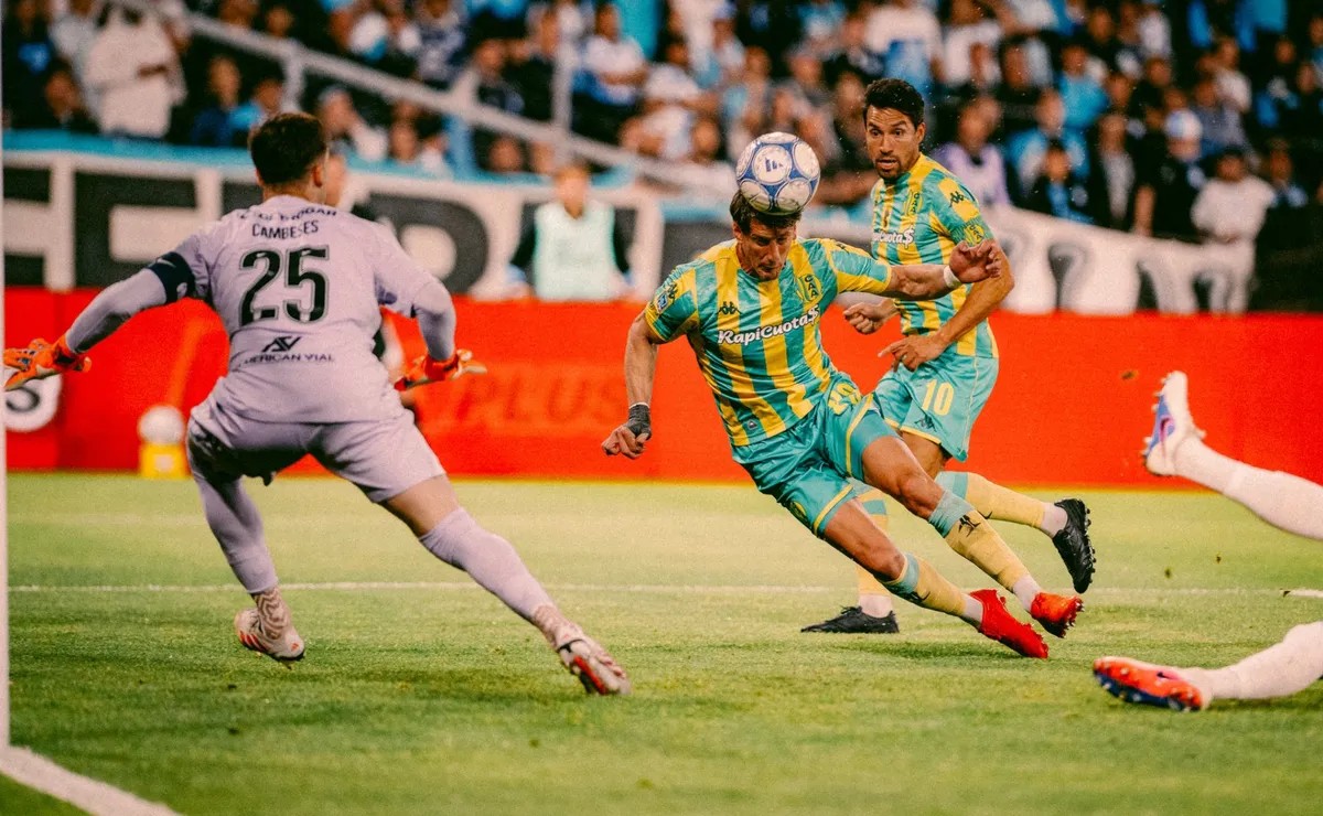 Racing venció 2-1 a Aldosivi, que descendió a la Primera Nacional